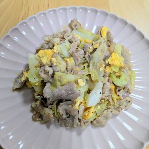 ゆいの作ってみた!投稿(【豚たまキャベツの旨塩炒め】キャベツ×卵でかさまし♪)