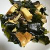 ゆっこの作ってみた!投稿(ダイエットにも！厚揚げとわかめのオイスター炒め)