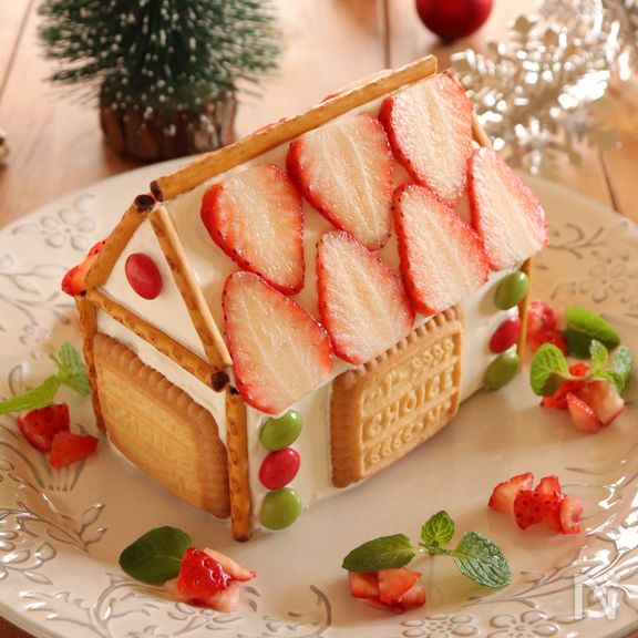 カステラで作る！お菓子のおうち