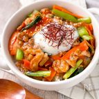 【とろとろ卵のせ♡】韓国風♪豚こま肉の甘辛丼