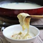 自宅で料亭風!フライパンと豆乳でできるとろとろ「生湯葉」の作り方