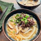 【きのこ入り肉玉あんかけうどん】ふわふわ卵がとろっとうまい！