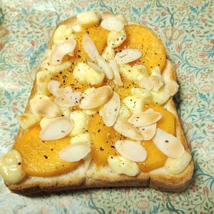 M＊Pの作ってみた!投稿(かけるだけ！柿と2種のチーズトースト)