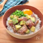 あま麹みその旨みがたまらない！みそポキ丼