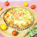 混ぜて焼くだけ♪夏野菜のオムレツ