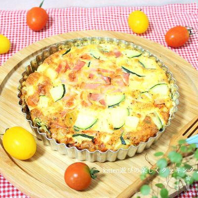 混ぜて焼くだけ♪夏野菜のオムレツ