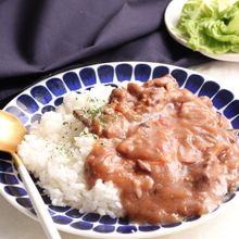 ごはんにもパンに合う。ラムシチュー。
