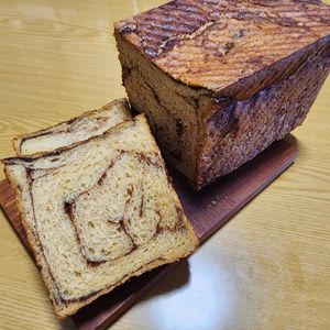 ナムディの作ってみた!投稿(ふわふわやわらか～い♡折り込みチョコシートのみるく生食パン)
