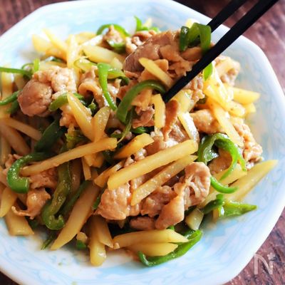 【豚肉とじゃがいものチンジャオロース】ご飯が進む！お手軽中華