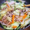 行列の定食屋さんの🍚濃厚オイスター肉野菜炒めビーフン🤩の工程4