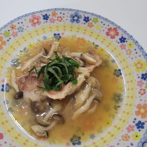 1バーバミーの作ってみた!投稿(白だしで♪『旨味が染みてる赤魚のみぞれ煮』)