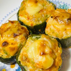 Kuの作ってみた!投稿(ピーマンカップのえびたまオーロラチーズ焼き♡子供も喜ぶ)