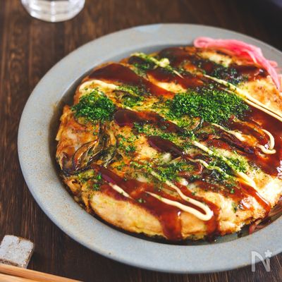 カキオコ(牡蠣のお好み焼き)