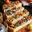 ハロウィンの簡単おやつに！かぼちゃとナッツのチョコスティック