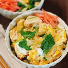 とろとろ卵が絶品！【親子丼】