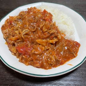 みなみの作ってみた!投稿(フライパンですぐでき♩たっぷりきのこのハヤシライス)
