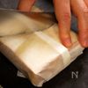 クッキングシートで包む!失敗しないサーモンのサンドウィッチの工程6