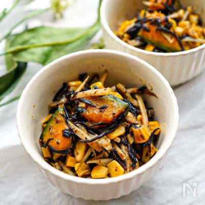 美肌に！秋のひじきとかぼちゃの油揚げの煮物