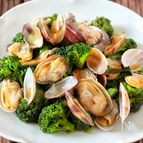 【あさりとブロッコリーのバター醬油蒸し】簡単10分おつまみ