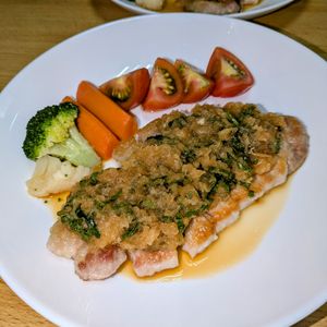 joe sanの作ってみた!投稿(豚の旨味引き立つ♪おろしそだれのポークソテー)