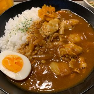 ぐ〜たら子の作ってみた!投稿(市販ルーで作る 懐かしのポークカレー)