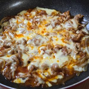 zabuの作ってみた!投稿(ワンパン5分！焼肉のたれで作る「チーズヤンニョムポーク」)