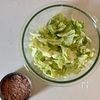 包丁いらず!《春キャベツとツナのやみつき塩昆布和え》の下準備