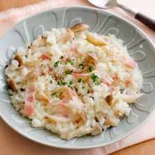 ＼レンジなのに本格的!／きのこのクリームリゾット
