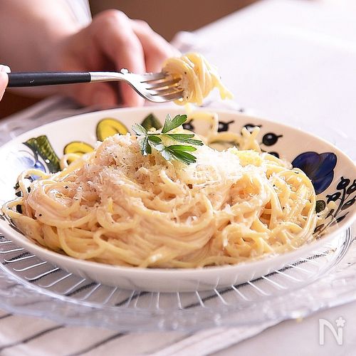 ワンパンで簡単⭐︎レモンクリームパスタ〜