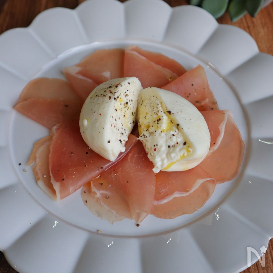 ベーコンとブリュッセルのブッラータブリトーのレシピ