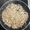 止まらない美味しさ！新じゃがと鶏ひき肉の濃厚味噌炒めの工程1
