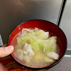 ケの作ってみた!投稿(鶏肉とキャベツのうま塩スープ【#胃腸に優しい#おかずスープ】)
