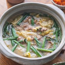 【とろとろ白菜と豚バラの濃厚白湯鍋〜にんにく塩麹仕立て】