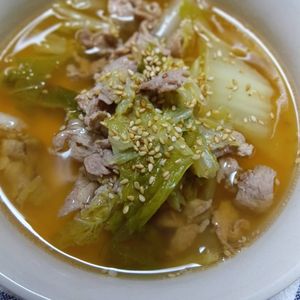 Reeの作ってみた!投稿(また作って!が聞ける♡『生姜薫る豚こまと白菜のうま味スープ』)