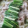 濃厚本鶏だしで！【豚バラキャベツのもつ鍋風煮込み】の工程5