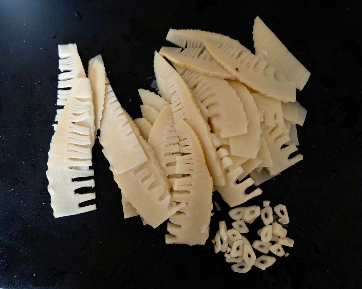 たけのこ】のパルミジャーノガーリックソテー | レシピサイトNadia