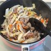 残り野菜を使った【具だくさん白だしスープ】の工程2