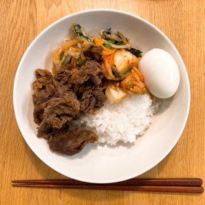 ちちうえ@料理に目覚めたパパ🥹の作ってみた!投稿(簡単【焼肉ビビンバ】手間抜きでおいしい♡)