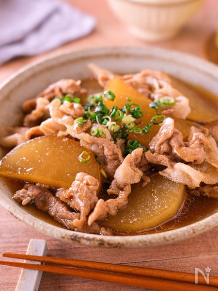 大根と豚こま肉の煮物