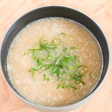 メイン食材ひとつだけ！長芋のみそ汁