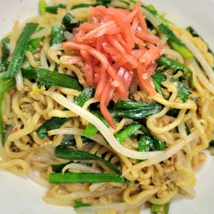 ヴェルの作ってみた!投稿(【ひき肉ともやしのソース焼きそば】簡単おうち焼きそば！)