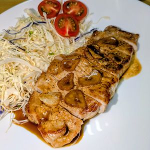joe sanの作ってみた!投稿(【照り焼きガーリックポークのステーキ】ガッツリ！ご飯が進む♪)