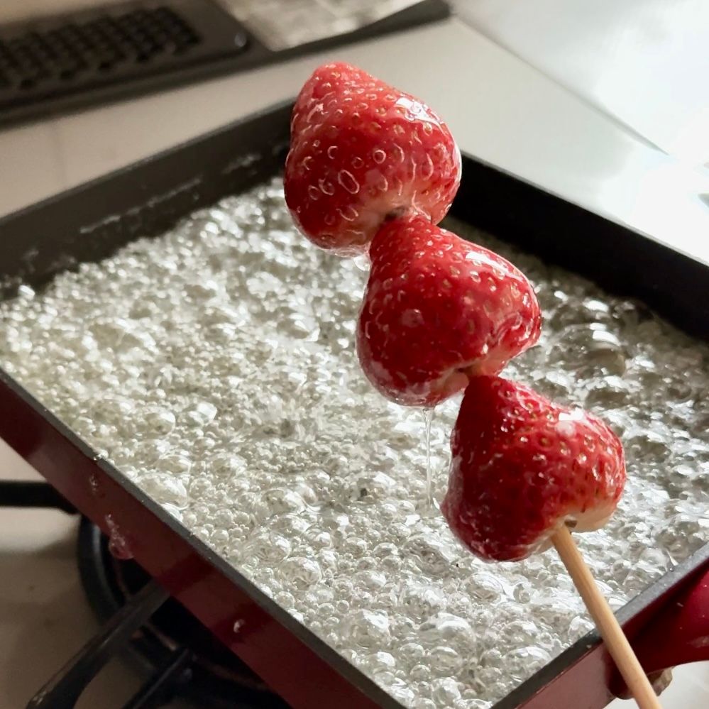 コツあり！【行列ができるいちご飴】 | レシピサイトNadia