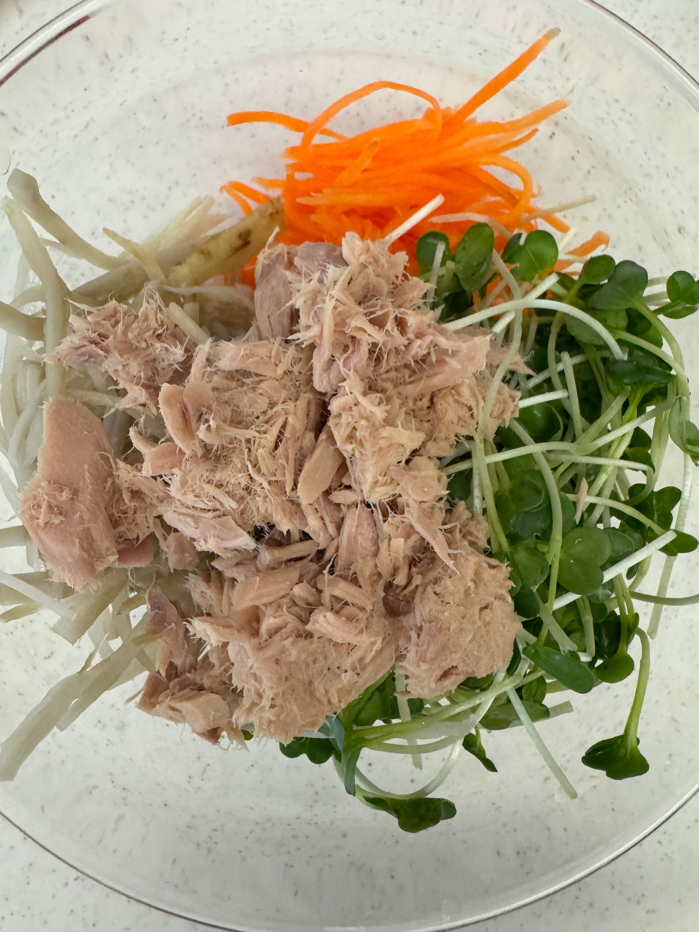 レンジでOK《ごま油香る♡ごぼうのツナサラダ》 | レシピサイトNadia