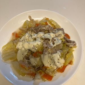 りりぃの作ってみた!投稿(『フライパンで10分』豚バラと白菜のコンソメチーズ蒸し煮)