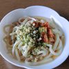 めぇの作ってみた!投稿(【冷やしたぬきキムチうどん】かけるだけ！のせるだけで美味！)