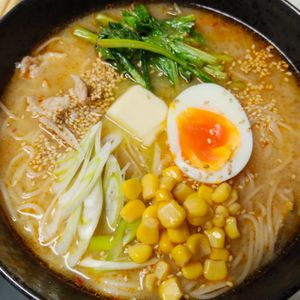 もんぶらん°・*:.。.☆の作ってみた!投稿(5分で作れてちゃんとウマい！おうちでも簡単「味噌ラーメン」)