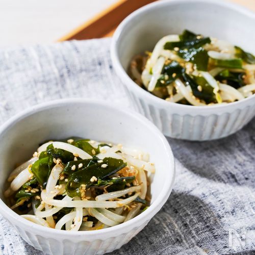 レンジで簡単!【もやしとわかめのサラダ】