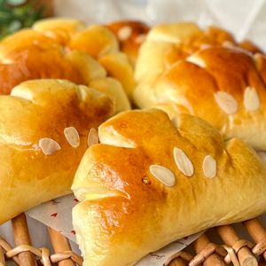 あゆの作ってみた!投稿(クリームあふれる！ 生地が魅力の『黄金比クリームパン』)