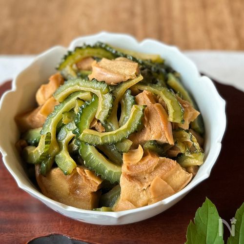 クセになる苦味と甘辛　ゴーヤの炒め煮